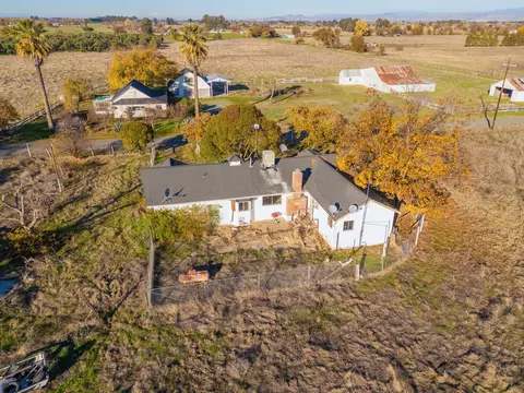 View/Area - 22505 Dove Ave, Gerber, CA 96035 photo 2 of 12