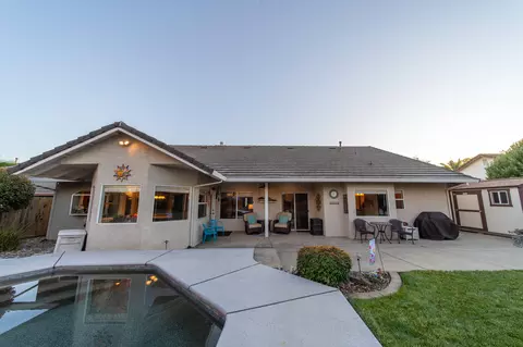2158 Sageway Dr, Redding, CA 96003 photo 3