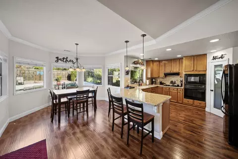 2158 Sageway Dr, Redding, CA 96003 photo 8