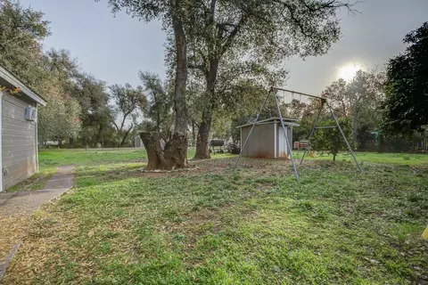2915 Lowden Ln, Redding, CA 96002 photo 21