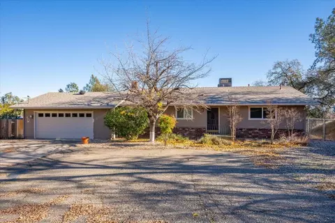 1985 Riviera Dr, Redding, CA 96001 photo 1