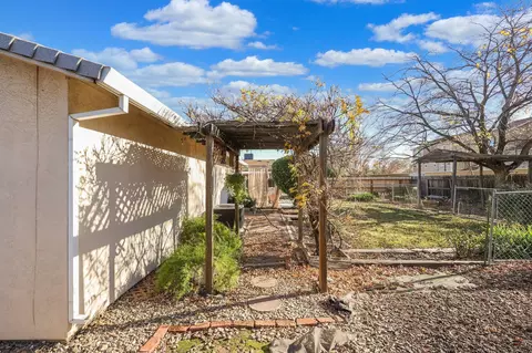 825 Hasvold Dr, Red Bluff, CA 96080 photo 17