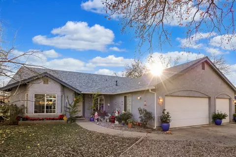 20211 Freeman Way, Redding, CA 96002 photo 2