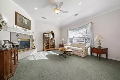 2662 Queens Way, Redding, CA 96001 photo 6