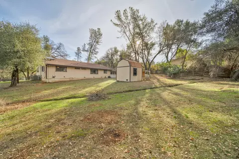 Exterior - 12660 Lake Blvd, Redding, CA 96003 photo 15 of 20
