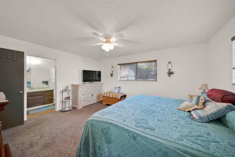 Bedroom - 12660 Lake Blvd, Redding, CA 96003 photo 2 of 3