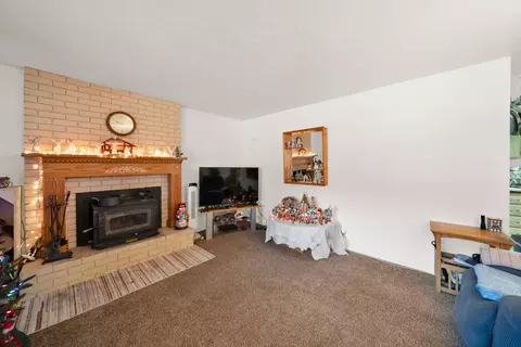 Living - 12660 Lake Blvd, Redding, CA 96003 photo 2 of 2