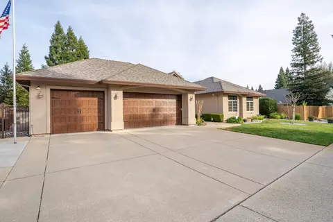 Exterior - 4823 Clark River Dr, Redding, CA 96002 photo 6 of 40
