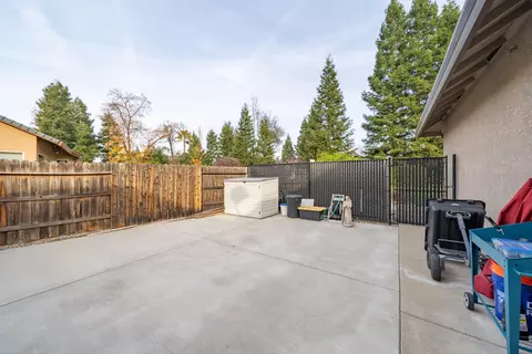 Exterior - 4823 Clark River Dr, Redding, CA 96002 photo 27 of 40