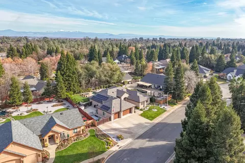 View/Area - 4823 Clark River Dr, Redding, CA 96002 photo 2 of 14