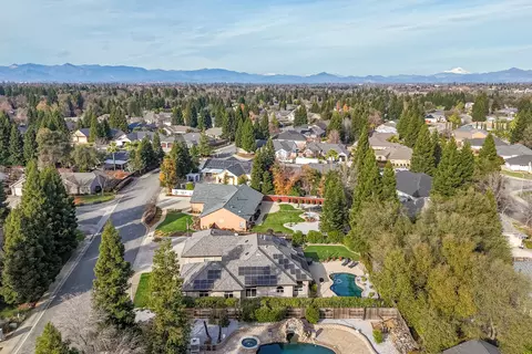 View/Area - 4823 Clark River Dr, Redding, CA 96002 photo 6 of 14