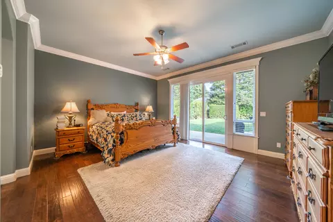 Bedroom - 4823 Clark River Dr, Redding, CA 96002 photo 5 of 6