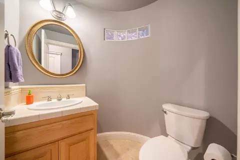 Bath - 4823 Clark River Dr, Redding, CA 96002 photo 1 of 2