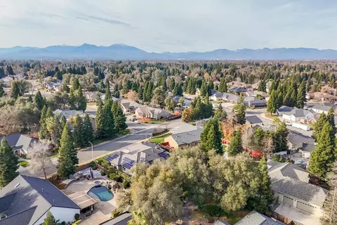 View/Area - 4823 Clark River Dr, Redding, CA 96002 photo 7 of 14