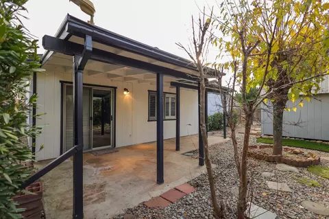 Exterior - 3620 Dune St, Redding, CA 96002 photo 4 of 8