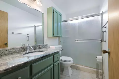 Bath - 3620 Dune St, Redding, CA 96002 photo 2 of 2