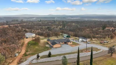 21532 Gilbert Dr, Palo Cedro, CA 96073