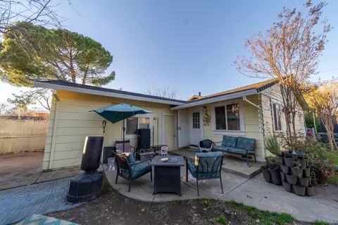 3909 Alta Mesa Dr, Redding, CA 96002 photo 14