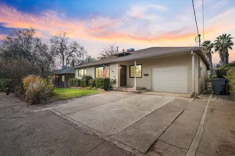 2454 Ramona Pl, Redding, CA 96002