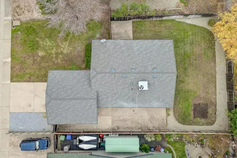 View/Area - 841 Springer Dr, Redding, CA 96003 photo 2 of 2