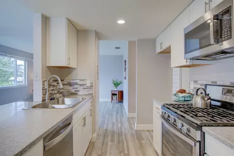 Kitchen - 841 Springer Dr, Redding, CA 96003 photo 1 of 5