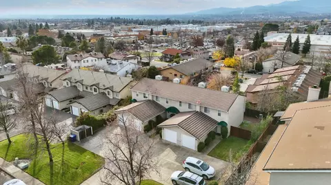 View/Area - 1148 Burton Dr, Redding, CA 96003 photo 2 of 7