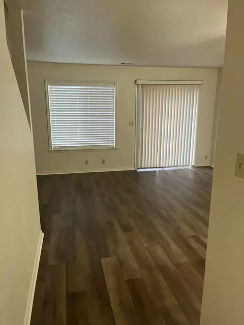 Living - 1148 Burton Dr, Redding, CA 96003 photo 1 of 3