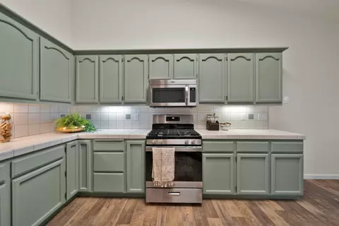 Kitchen - 4446 Heather Ridge Ln, Redding, CA 96001 photo 2 of 2