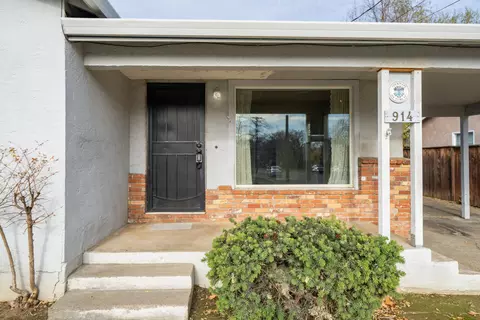 914 Yuba St, Redding, CA 96001 photo 4