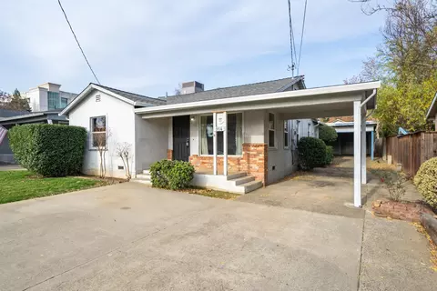 914 Yuba St, Redding, CA 96001 photo 3