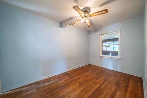 914 Yuba St, Redding, CA 96001 photo 17