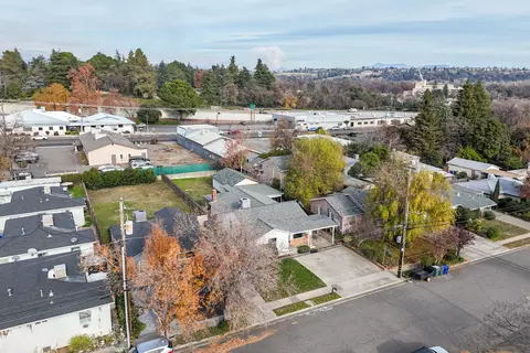 914 Yuba St, Redding, CA 96001 photo 30