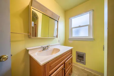 914 Yuba St, Redding, CA 96001 photo 14