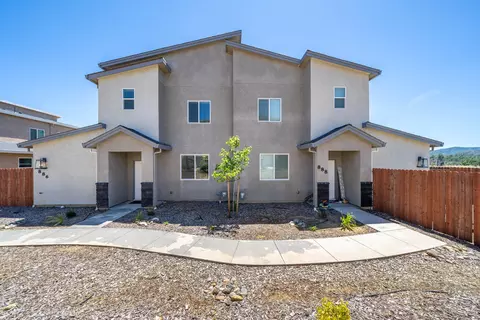 888 886 Congaree Ln, Redding, CA 96001 photo 1