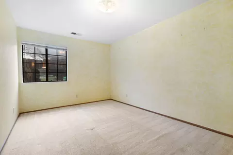 2124 Hacienda St, Redding, CA 96003 photo 13