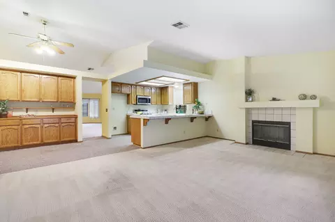 2124 Hacienda St, Redding, CA 96003 photo 11