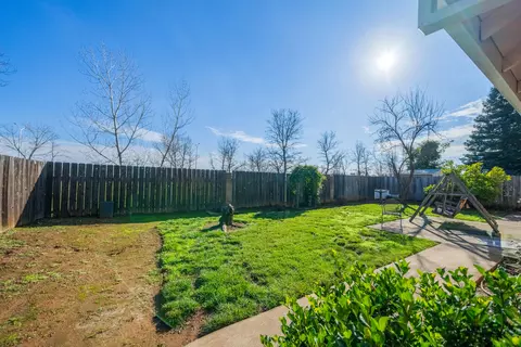 3657 Capricorn Way, Redding, CA 96002 photo 26