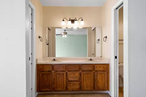 3657 Capricorn Way, Redding, CA 96002 photo 17