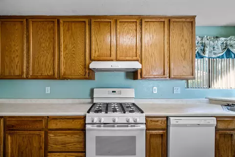 3657 Capricorn Way, Redding, CA 96002 photo 12