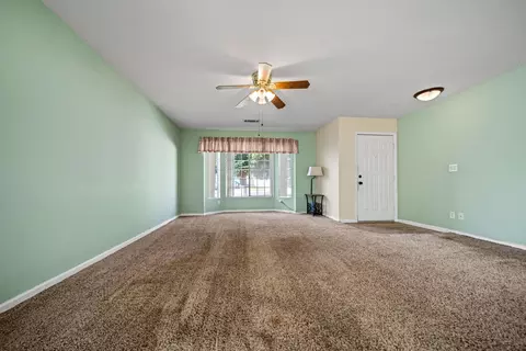3657 Capricorn Way, Redding, CA 96002 photo 7