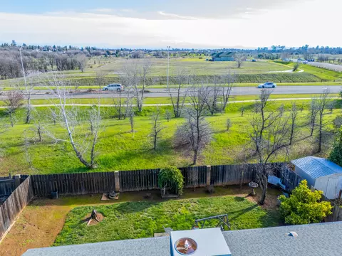 3657 Capricorn Way, Redding, CA 96002 photo 28