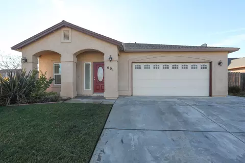 601 Villa Dr, Red Bluff, CA 96080