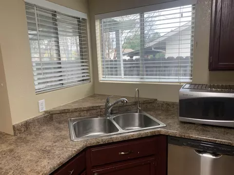 3663 Lake Forest Dr, Redding, CA 96003 photo 18