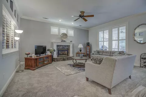 3042 Western Oak Dr, Redding, CA 96002 photo 10