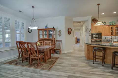 3042 Western Oak Dr, Redding, CA 96002 photo 14