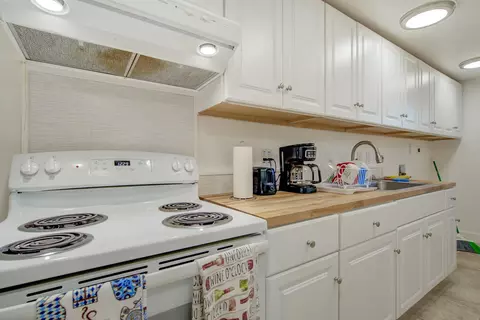 17551757 Pleasant St, Redding, CA 96001 photo 8