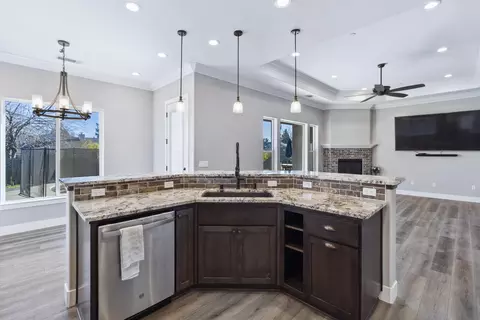 333 Bedrock Ln, Redding, CA 96003 photo 9