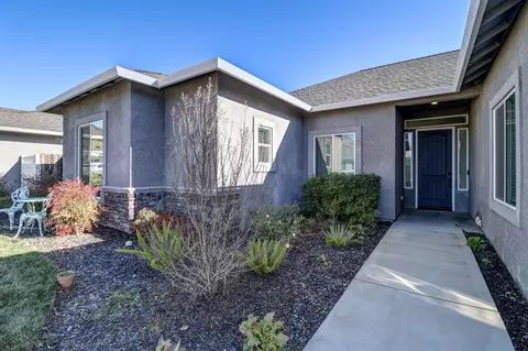333 Bedrock Ln, Redding, CA 96003 photo 3