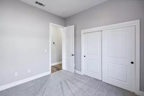 333 Bedrock Ln, Redding, CA 96003 photo 17