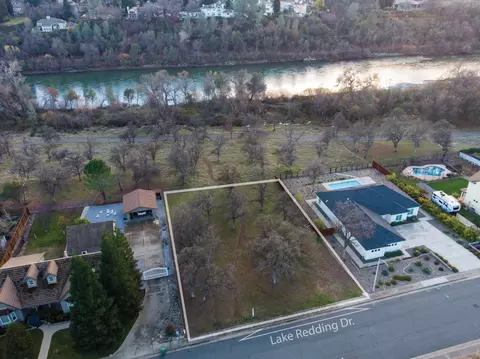 3165 Lake Redding Dr, Redding, CA 96003